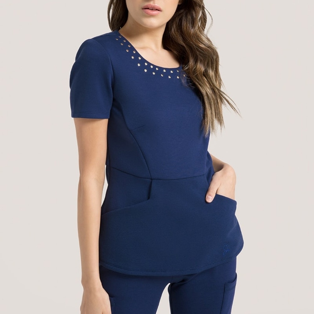 Jaanu Scrub Top
